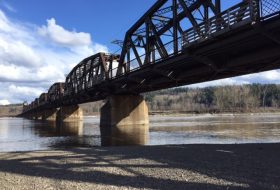 Train bridge at Cottonwood Island Park