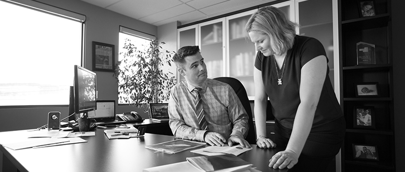 Office-Workers-bw