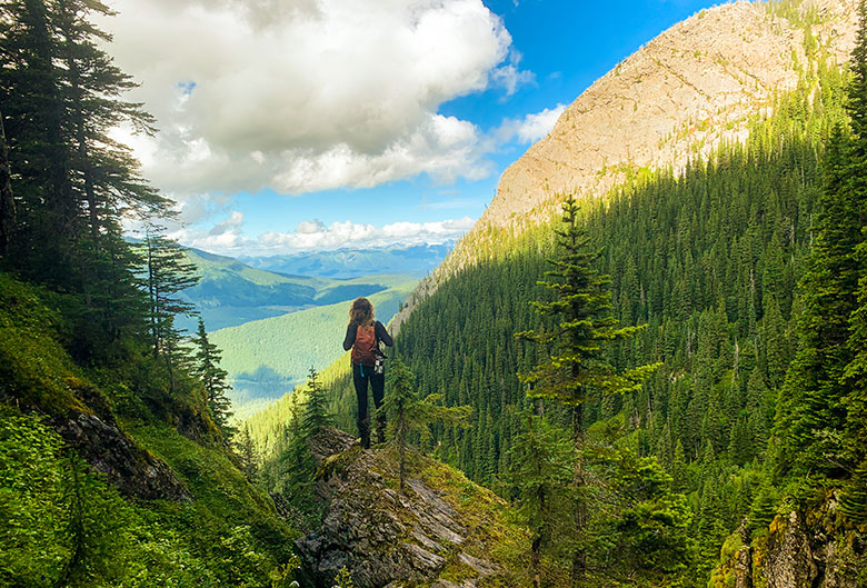 Woman on Fang Mountain